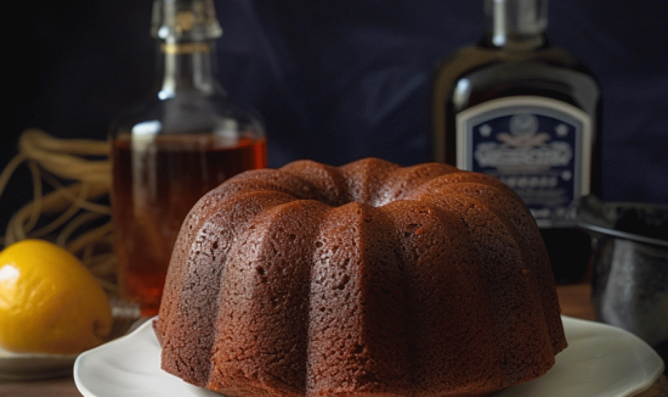 JAMAICAN RUM CAKE